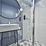 The Modernist Hotel 4*