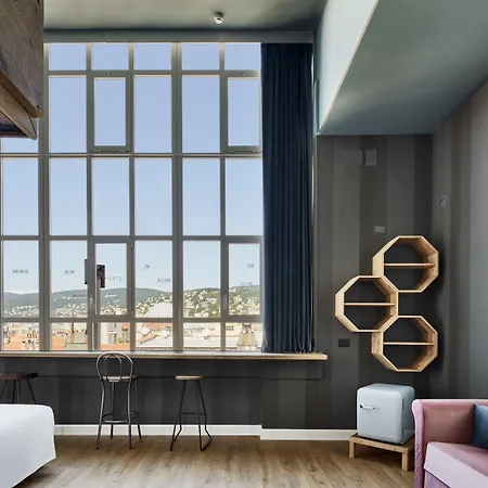 The Modernist Hotel Triëst