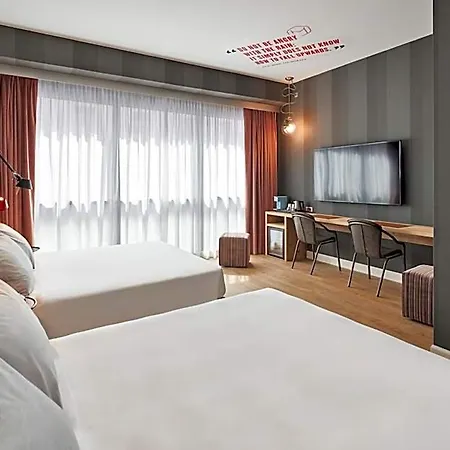 The Modernist Hotel