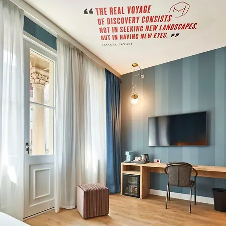 Hotel The Modernist 4*