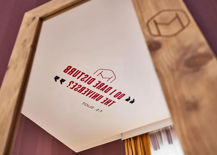 Hotell The Modernist 4*